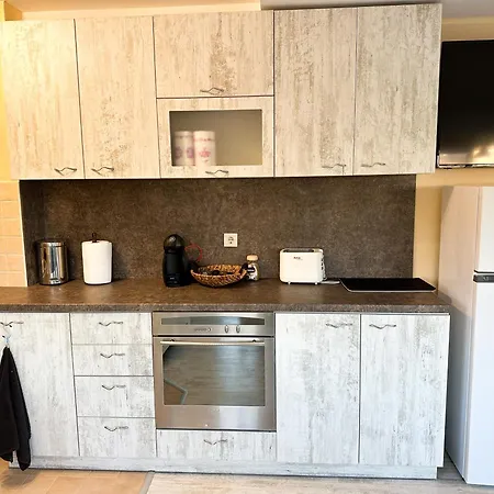 Joy Apartment *